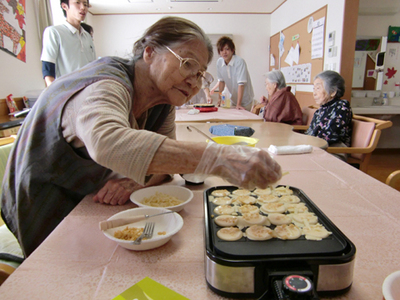 平成23年11月ケアセンター朱咲①.JPG