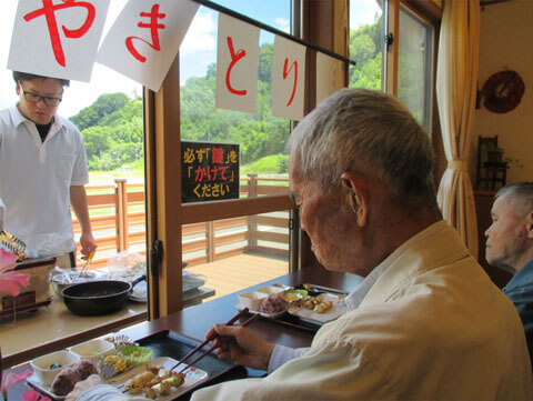 涼風の家　焼き鳥で乾杯！その１