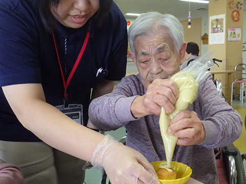 介護老人保健施設 創春館 療養棟三階　旬のさつまいもで！