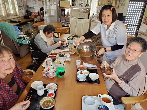 デイサービスわきあいあい　令和初のクリスマス会＆忘年会2