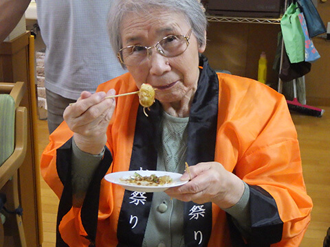 ケアセンター朱咲　たこ焼きパーティーり