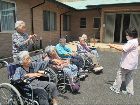 涼風の家　おかげさまで十三周年