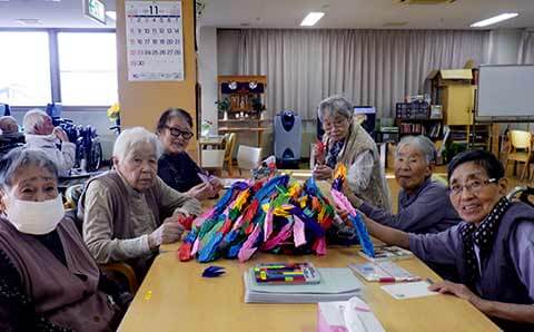 療養棟二階　芸術の秋1