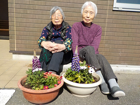 ケアセンター星辰の家 春の園芸3