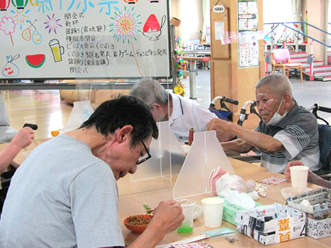 介護老人保健施設創春館通所リハビリテーション 屋台風焼きそば3