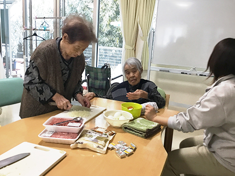 明月 盛りだくさんのお誕生日会1