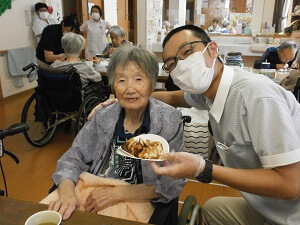 菜摘荘 笑顔いっぱいの一日