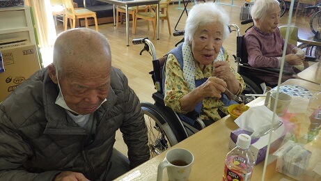 療養棟二階　ピサンゴレン作ってみました