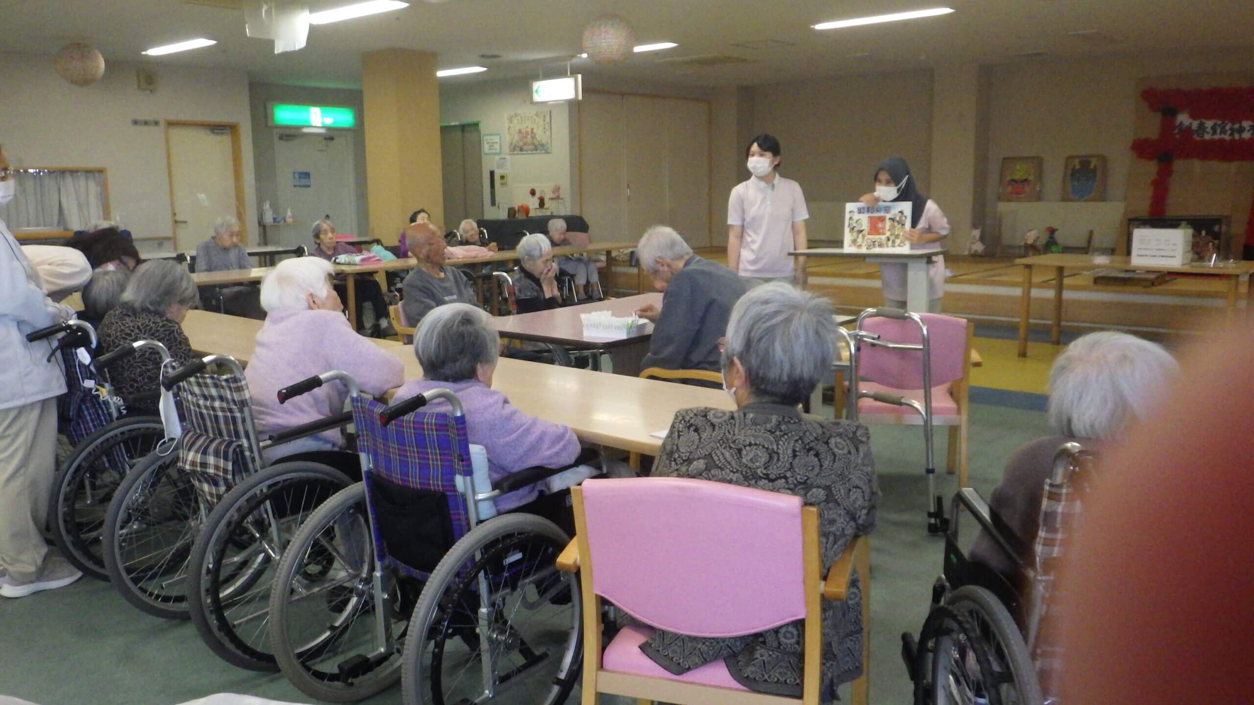 介護老人保健施設 創春館 療養棟三階　紙芝居