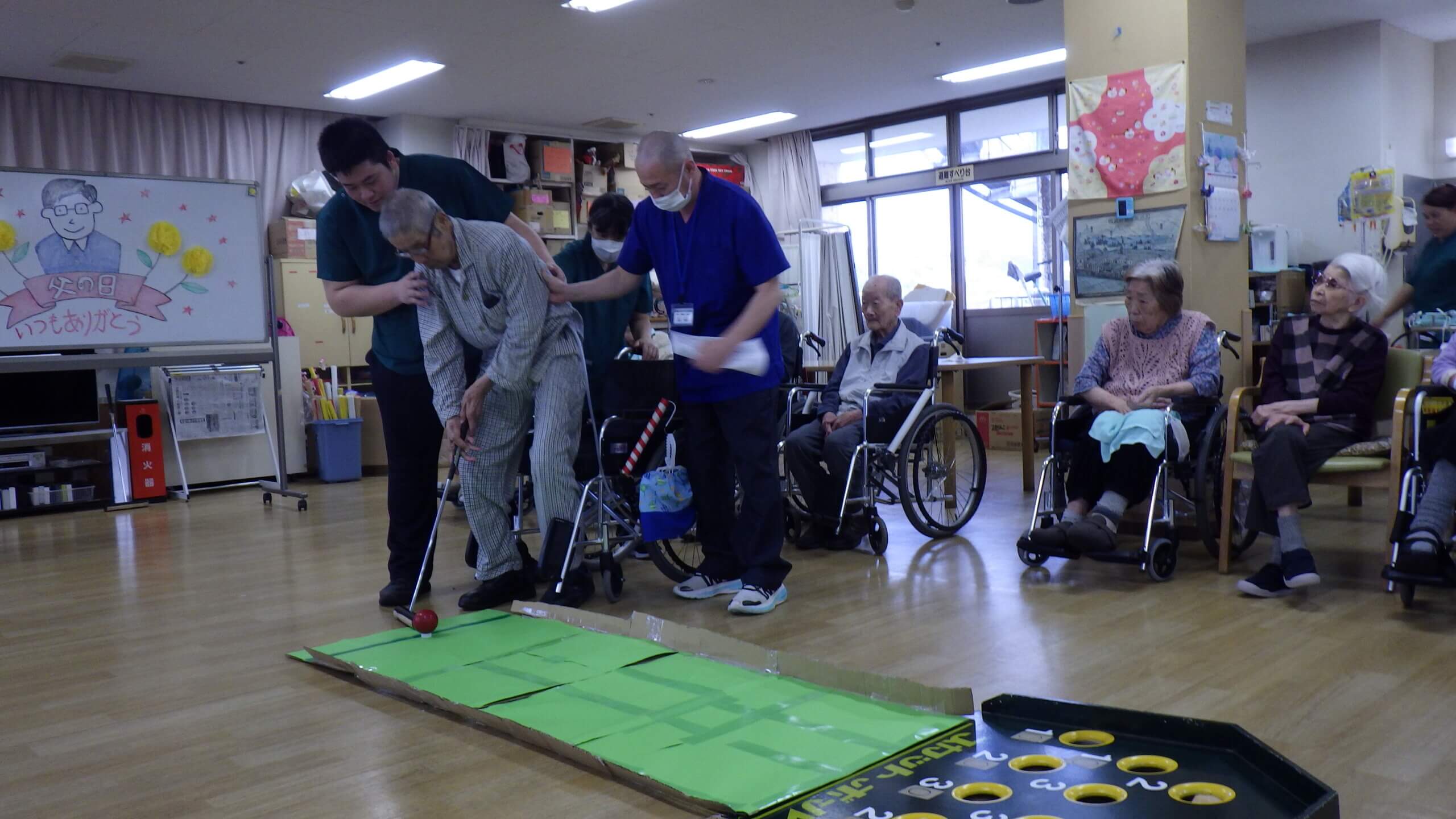 療養棟二階　父の日にゴルフ