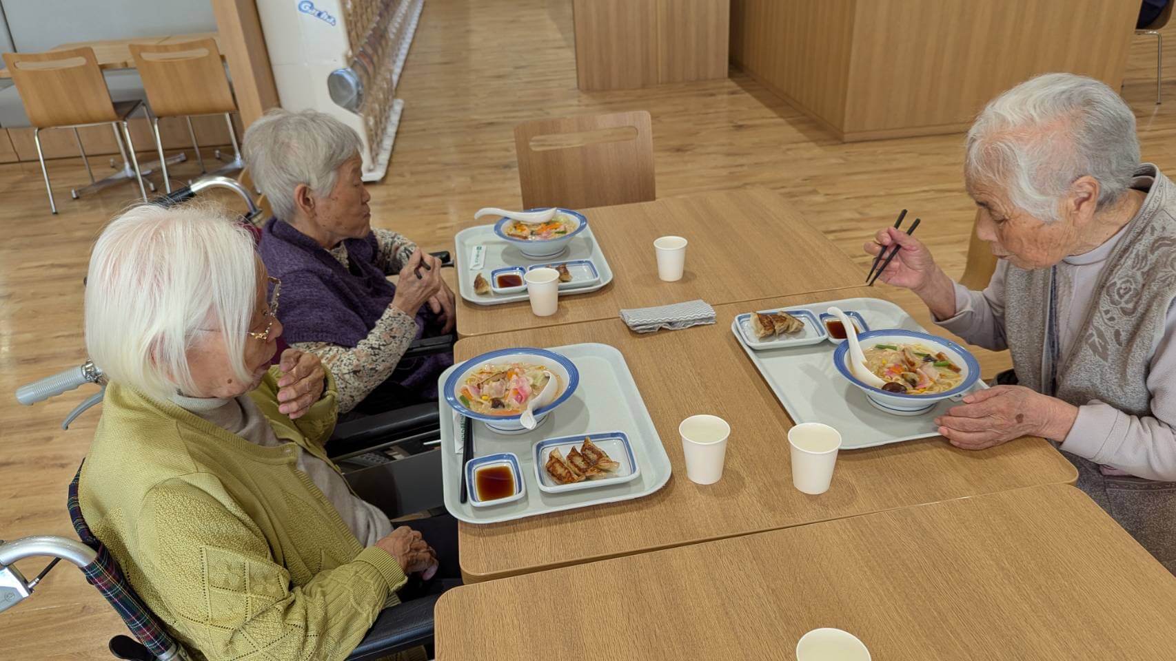 涼風の家　健診＆外食ドライブ