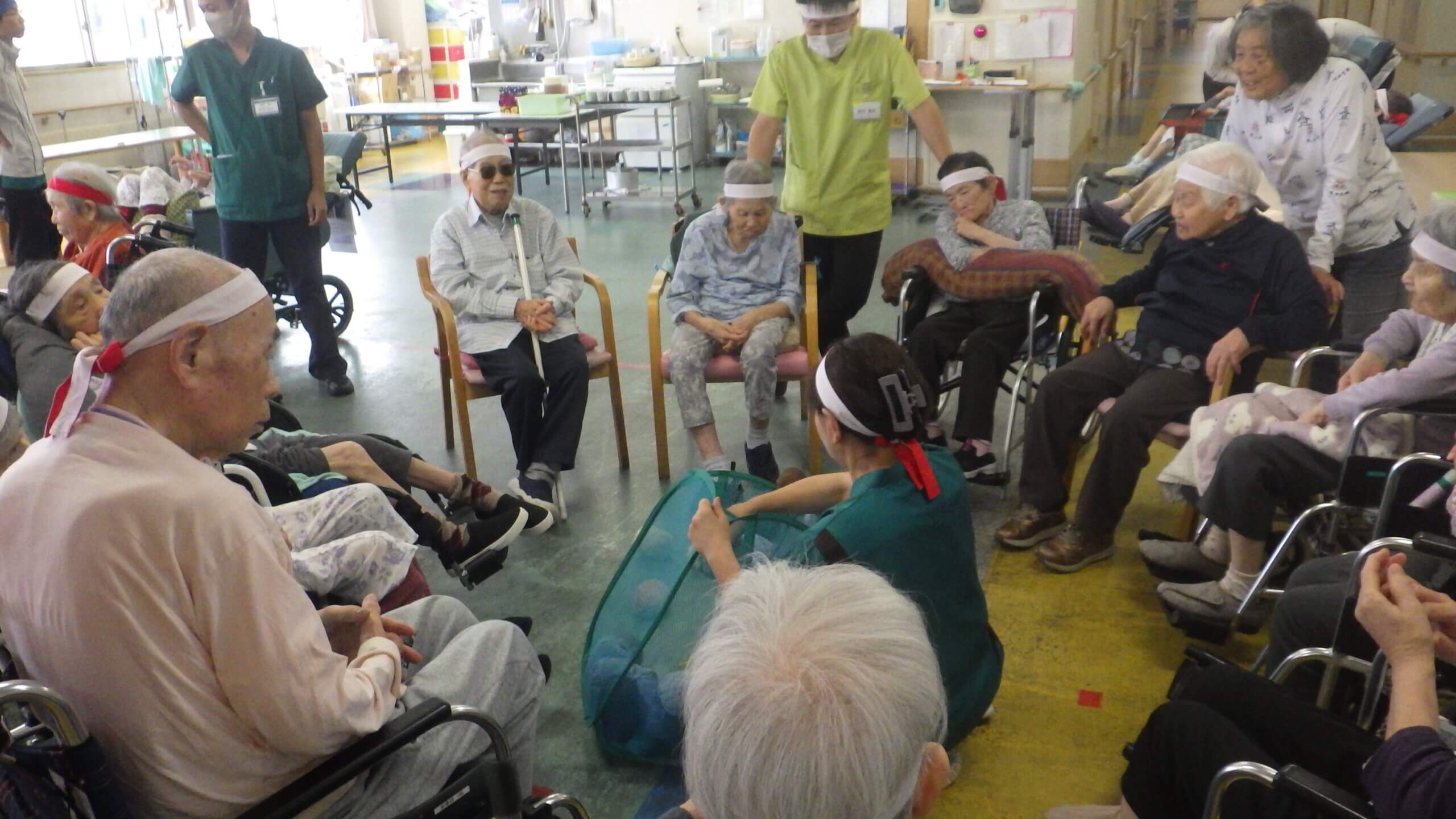 創春館　療養棟三階　皆で頑張った運動会