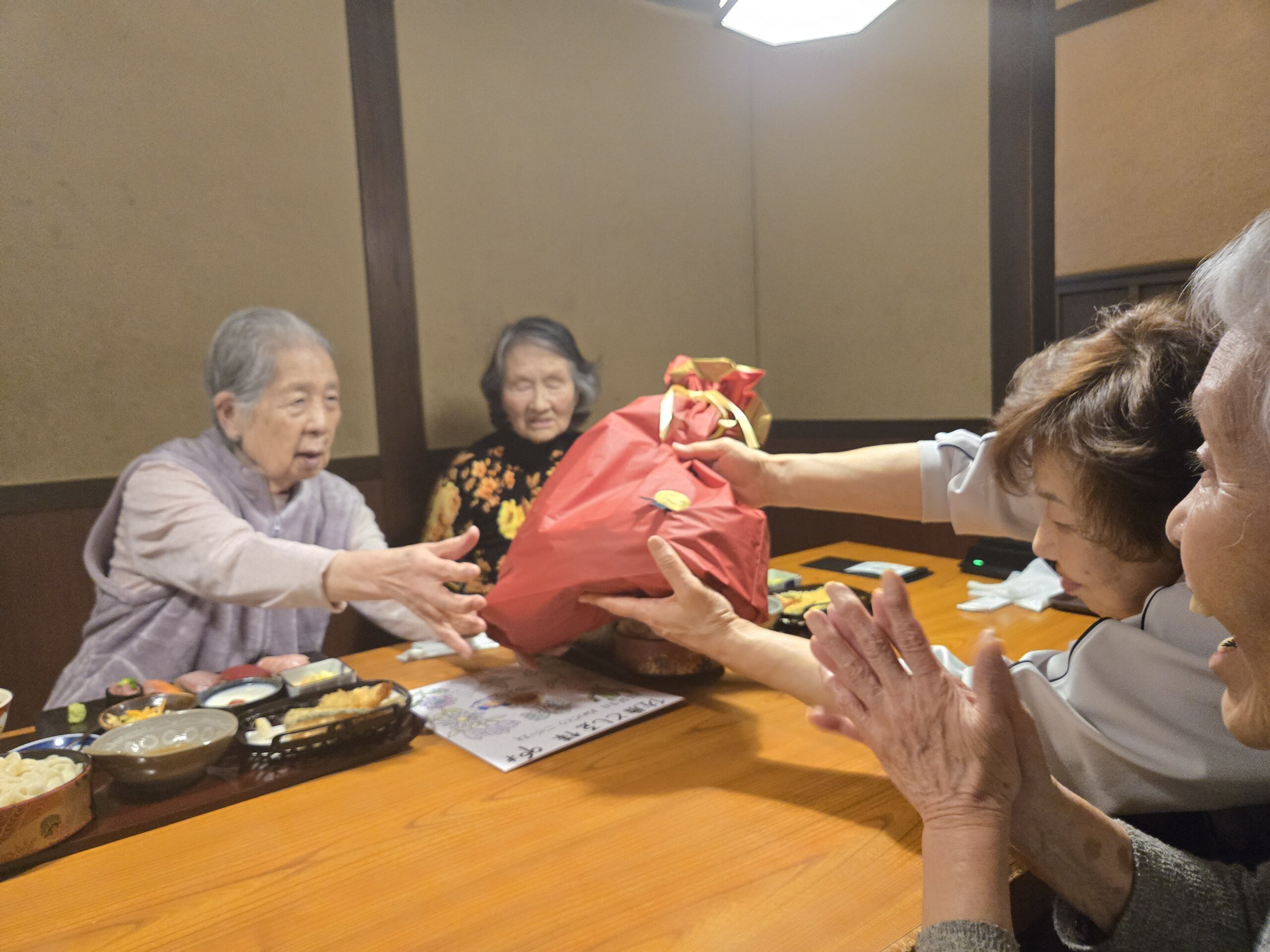 グループホームゆめさき　「誕生日の思い出に」